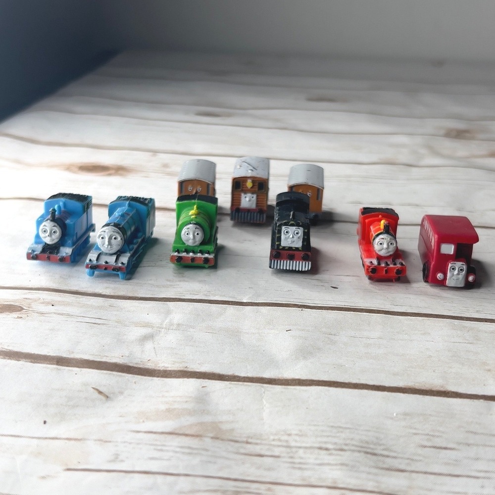 Gullane Thomas & Friends Miniature Toy Train Lot Multicolor Plastic 8pc Set OS